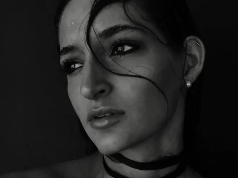 ShaunaThompson_FeatImg_1100x1386